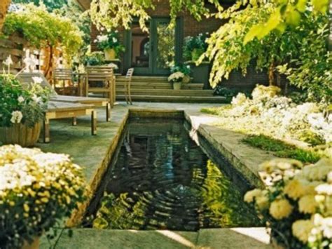 Maybe you would like to learn more about one of these? Pin on Stunning English gardens