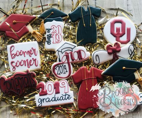 University Of Oklahoma Ou Graduation Cookies Graduation Cookies Graduation Cakes