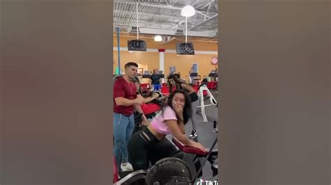 Girls Farting In The Gym 2 Youtube