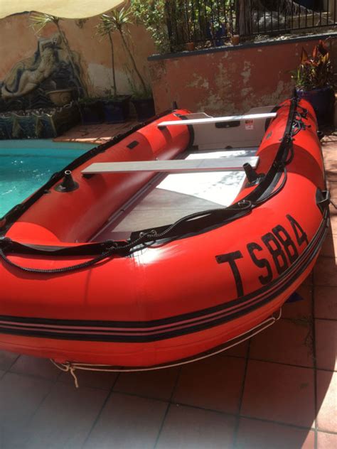 Potters, netters, crabbers, trawlers, shrimpers, dredgers, creelers, clammers, scallop dredgers and catamaran boats for sale. Huge 4.7 Metre Inflatable Dive Or Fishing Boat , Never In ...