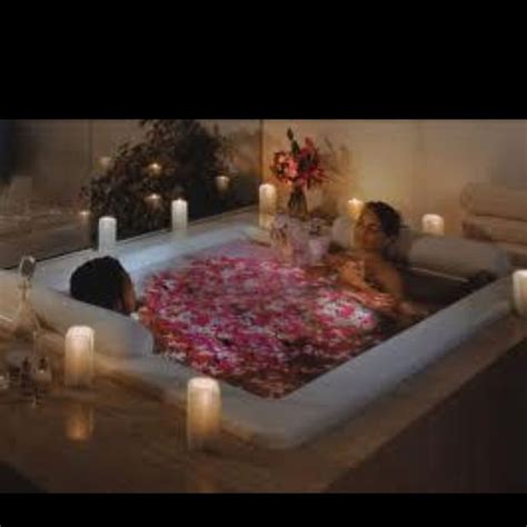 Romantic Valentine Getaway Romantic Candles Romantic Bath Romantic Bathrooms