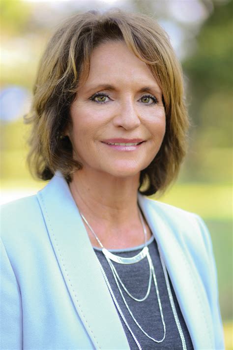 Exceptional Pittsburgh Real Estate Agent Lori Bost of Howard Hanna Real