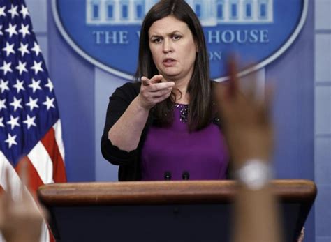 A fox news reporter was pummeled and chased by protesters who had gathered outside the white house early saturday as part of nationwide unrest following the death of george floyd. Fox News Host Condemns Unruly Reporters - USA Herald