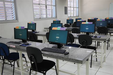 Laboratório De Informática Iv Imepac