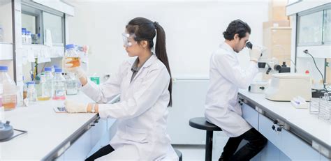 Be Part Of A Patient’s Diagnosis Become A Medical Laboratory Technician