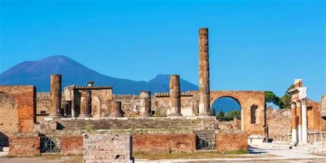pompeii and mount vesuvius full day tour from rome city wonders