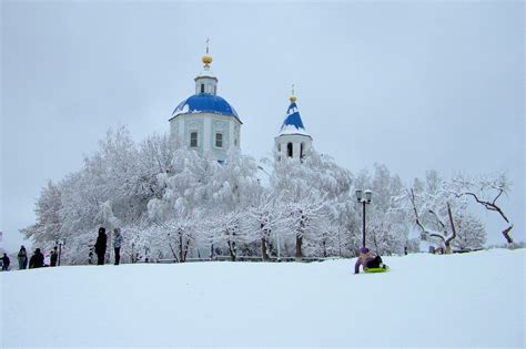 Образцами для строительства служили малый собор донского монастыря и храм покрова пресвятой богородицы в рубцове. Храм иконы Казанской Божьей Матери мужского Тамбовского ...