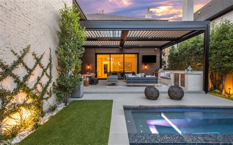 Dallas Landscape Architect Ddla Design — Beverly Modern Backyard