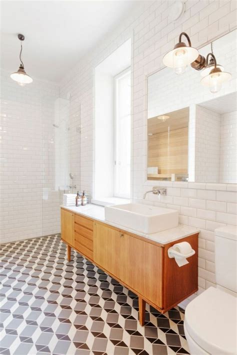 Modernes badezimmer design verfügt über kompakte badewanne mitten im raum. 104 moderne Badezimmer Bilder, die Sie zum Träumen bringen