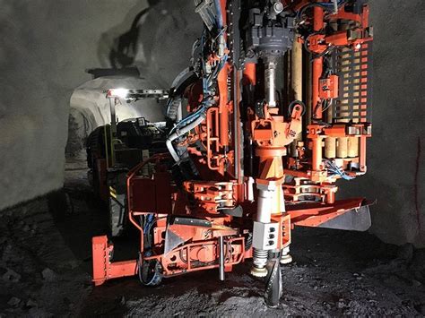 Sandvik Unveils Automation Ready Ith Longhole Drill With V 30 Head