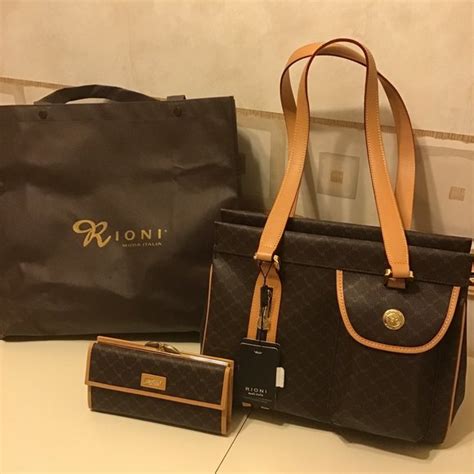 Rioni Bags Rioni Moda Italia Chelsea Organizer Leather Handbag With