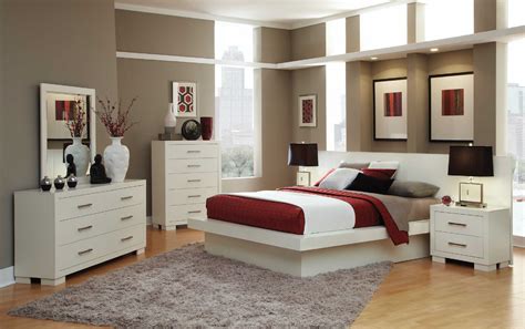 Choose from contactless same day delivery, drive up and more. Jessica Collection 202990 White Platform Bedroom Set
