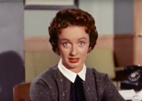 Noel Neill Who Played Louis Lane In 1940s And 50s Superman Projects