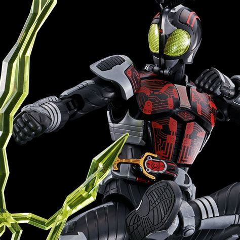 Figure Rise Standard Kamen Rider Dark Kabuto