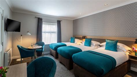 Twin And Triple Rooms Tralee Accommodations Ashe Hotel