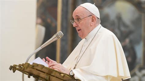 I Poveri Preferiti Di Dio Video Messaggio Ad Assisi Del Papa Chiesa