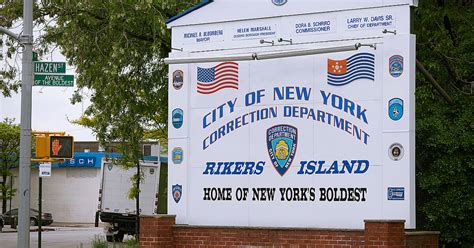 Rebellion 20 People Injured In Rikers Island Fire Fdny Says Adn América