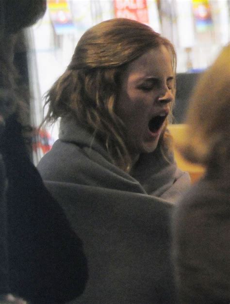 Emma Watson Yawning On The Set Of Harry Potter And The Deathly Hallows Harry Potter Hermione
