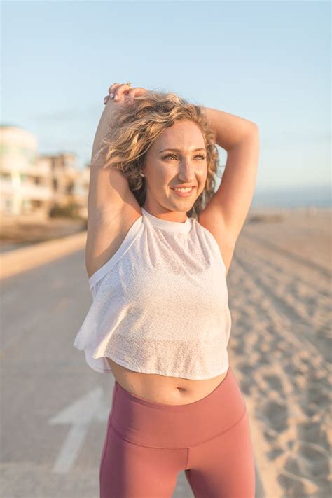 Lifestyle Photography Lindsay Mitrosilis X The Healthy Curly Blonde In 2020 Curly Blonde