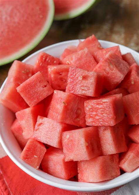 Watermelon Cubes 16 oz - Quintals Online Ordering
