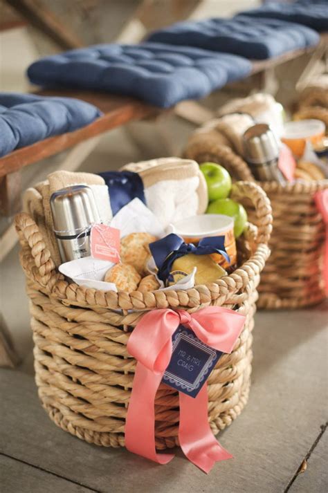 35 Creative Diy T Basket Ideas For This Holiday Hative