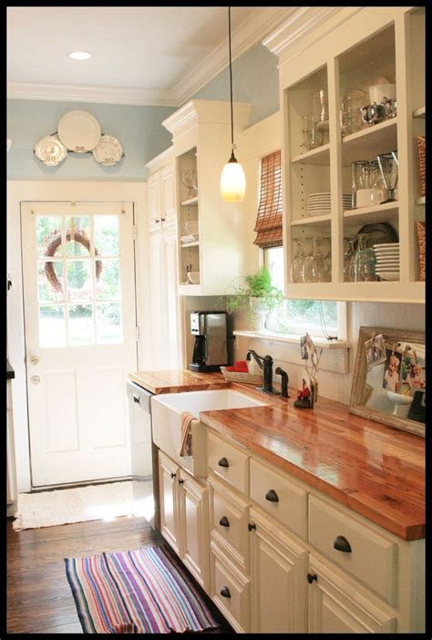 Kitchen Best 25 Small Cottage Kitchen Ideas On Pinterest Cozy Style