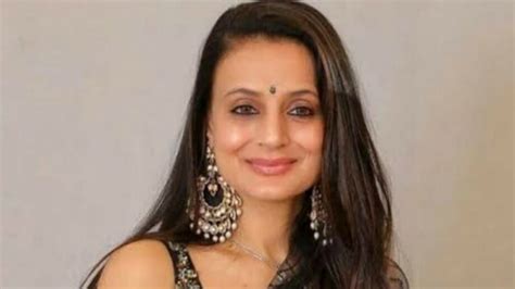ameesha patel s rise and fall where is the kaho naa pyaar hai actress now iwmbuzz