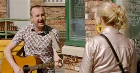 Coronation Street Fans In Hysterics Over Kirks Outrageously Filthy