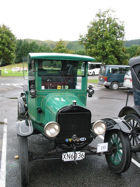 Image Old Green Car Size 1024 X 1365 Type  Posted On March 25