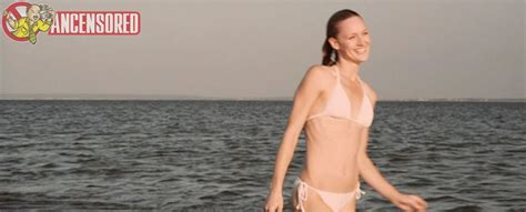 Nackte Kerry Bishé in Nice Guy Johnny