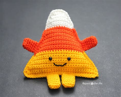 Cuddly Crochet Candy Corn Repeat Crafter Me