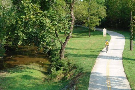 The Longest Paved Bike Trail In The Us 100 Miles Metaefficient