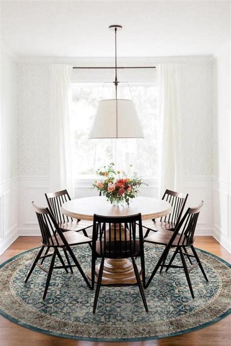 How To Fit A Rug Under Dining Room Table 10 Tips For Getting A Dining
