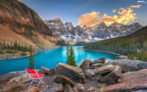 Kanada Prowincja Alberta Park Narodowy Banff Jezioro Moraine Las