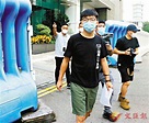 黃之鋒違蒙面禁令非法遊行被拘捕 - 香港文匯報