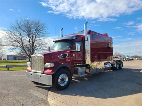 2023 Peterbilt 567 Ultra Cab With Stacks With Ari 168 Inch Legacy Ii