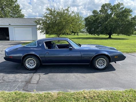 1981 Pontiac Firebird Esprit Available For Auction