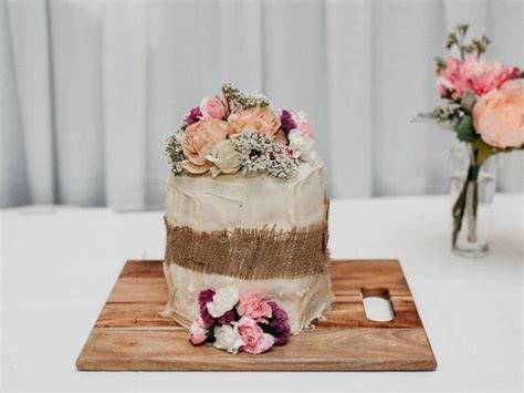 I didn't realise it was in until i started to unpack the groceries. Woolworths wedding cake: Xpress Beauty owner Jade Neil ...