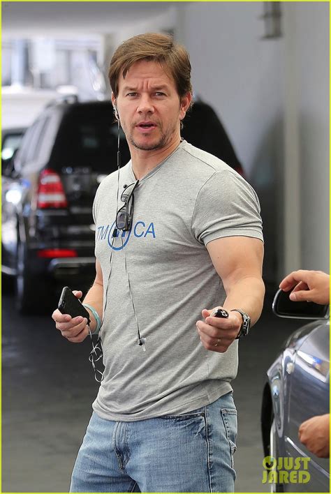 Mark Wahlbergs Biceps Looks Unbelievably Huge Photo 3124651 Mark