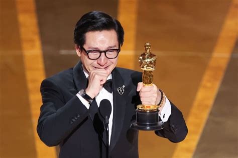 Ke Huy Quans Emotional Oscars Acceptance Speech Celebrated The American Dream