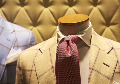 Bespoke Suits British Vs Italian Which Is Better Senszio