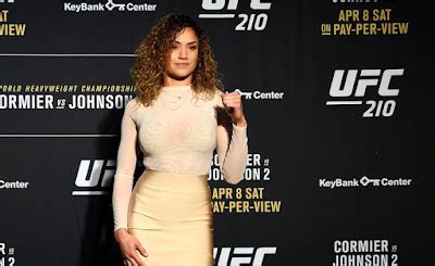 Sports Hotties Pearl Gonzalez S Implants See Sexy Pics Of UFC Hottie