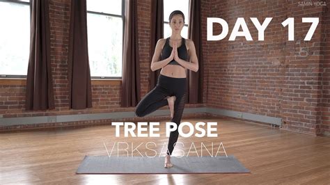 How To Do Tree Pose Yoga Tutorial Day 17 30 Poses 30 Days Yoga Videos