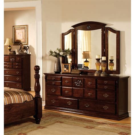 Weston Traditional Pine 2 Piece 8 Drawer Dresser And Mirror Set By