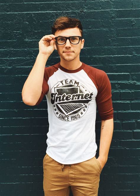 How To Dress Like Nerdy Boy 18 Cute Nerd Outfits For Men