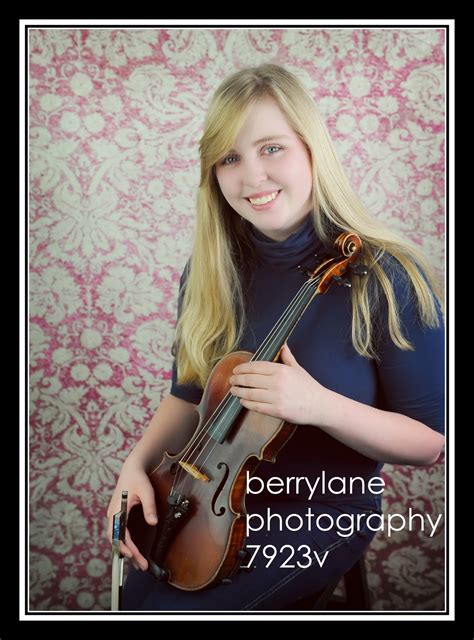 BerryLane Photography Tacoma Senior Pictures The Forgotten Violin