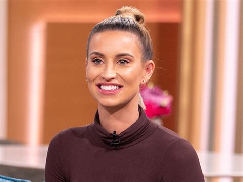 Ferne Mccann Shows Off Incredible Body Transformation In Sexy Bikini Selfie