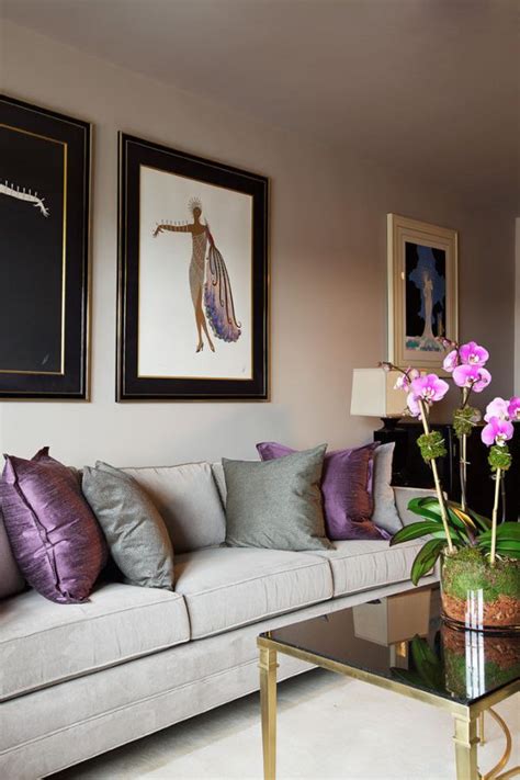 How To Use Purple In Stunning Looking Living Rooms