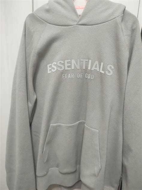 Essentials Fw22 Seal Raglan Hoodie Mens Fashion Coats Jackets And