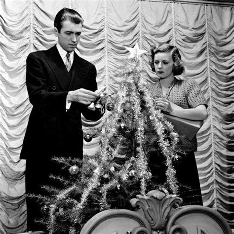 Jimmy Stewart And Margaret Sullivan In The Shop Around The Corner